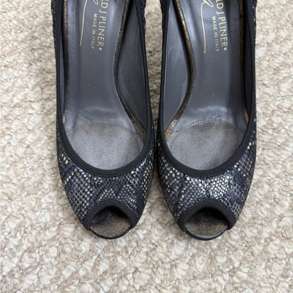 Donald j. Pilner peep toe heels faux snake skin black gold  size 6.5 - Picture 3 of 11